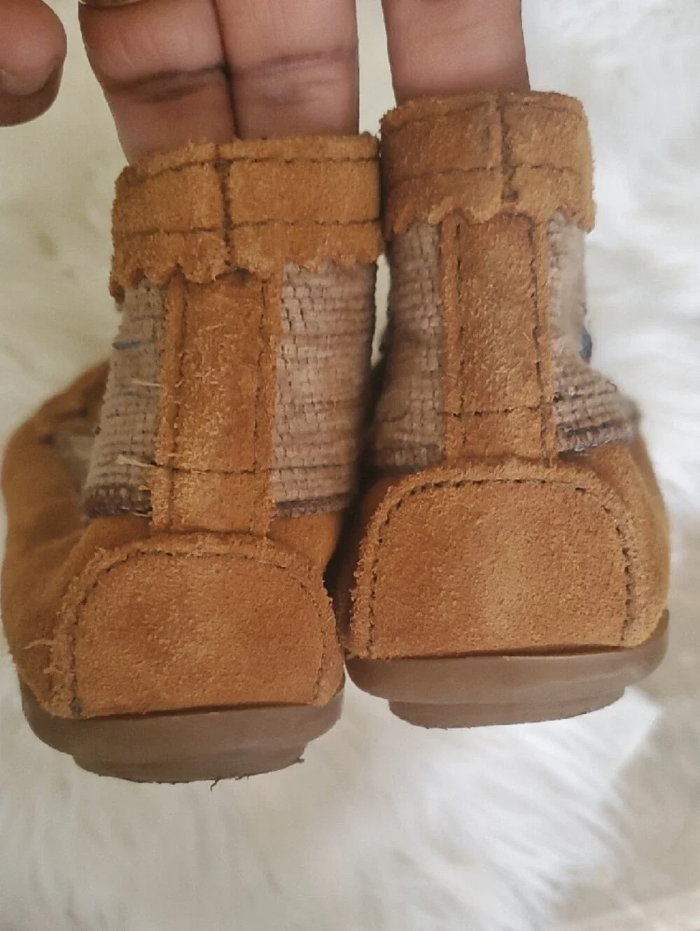 Minnetonka Chestnut Suede Chukka Moccasin Boots - Picture 11 of 12